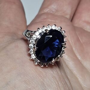 Avon Majestic Princess Faux Sapphire Cocktail Ring Size 5 Silver Tone Oval Halo